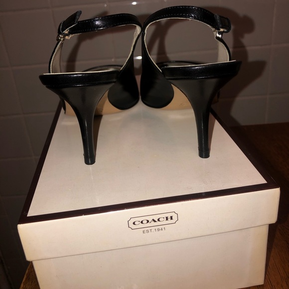 Coach heels - Picture 2 of 4